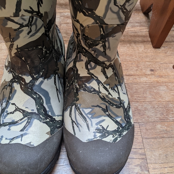 Cabela's predator deception boots - Picture 6 of 12